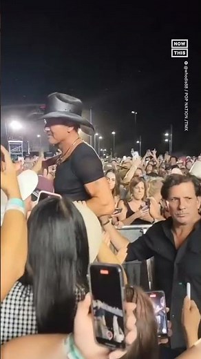 Tim McGraw Falls Off Stage During Arizona Concert