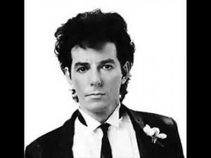Robert Hazard 1979 "Girls Just Want to Have Fun" (The original version)