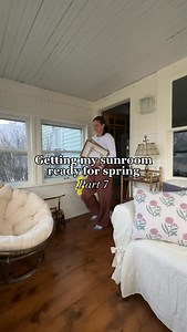 672 reactions · 23 comments | Let’s get my sunroom ready for spring | Part 7 #sunroom #sunroomdesign #roommakeover #nancymeyersaesthetic #interiordesign #homedecor #smallhome #metrodetroit | By Emma Shay | Facebook
