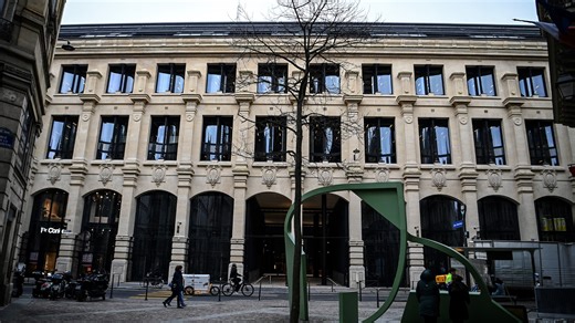 Après plus de cinq ans de travaux, Paris retrouve sa poste rue du Louvre, mais plus 24 heures sur 24