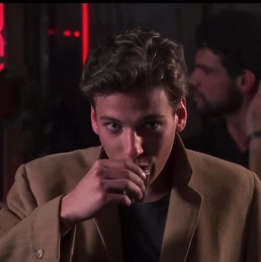 Adam Storke in Mystic Pizza (1988) #mysticpizza #whattaman