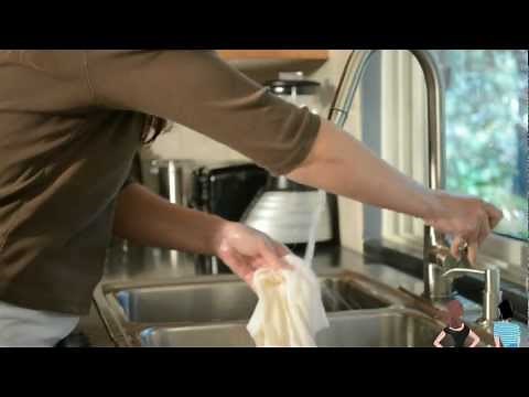 How to Fix Colour Run Accidents with Dr. Beckmann Colour Run Repair