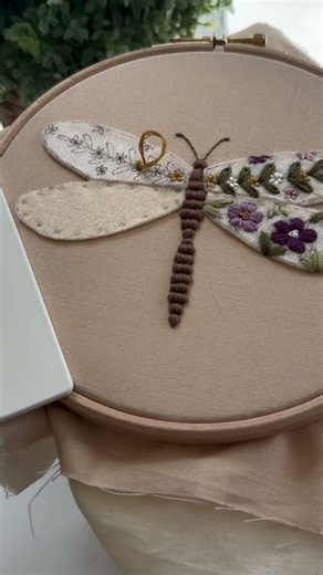 Stitch This Adorable Dragonfly Embroidery Pattern