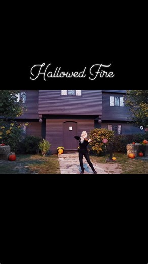 From my album Hibernia! Stream wherever you listen to music🎶🎻🪄✨️ Valley Entertainment #valleyentertainment #hibernia #maireadnesbitt #maireadnesbittcelticviolinist #irishcreator #celticViolinist #october #salemmassachusetts #witchhouse #Halloween #fiddle #samhain | Máiréad Nesbitt Celtic Violinist