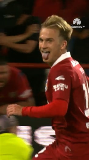 A-Leagues on Instagram: "JONNY YULL WINS IT LATE FOR ADELAIDE UNITED 🔴 The Reds empty their bench. Coopers Stadium erupts. This is the Isuzu UTE A-League at its very best 🔥 Another incredible finish to a rivetting game. #ALM"