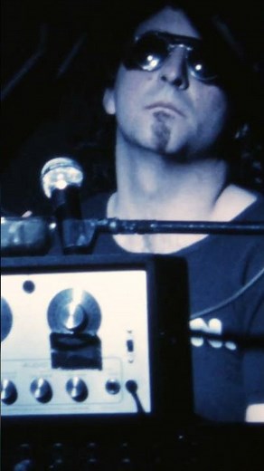 Frank Zappa Live at Mudd Club, 1980.