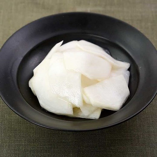 さっぱり美味しい！ 基本のかぶの酢の物のレシピ動画・作り方 | デリッシュキッチン