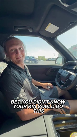I bet you didn’t know your Kia could… change how many times your turn signal blinks! 👀 If your One Touch Turn Signal is set to blink just 3 times, many Kia models let you change it to 5 or 7 making it perfect for lane changes without having to hold the turn signal! Follow the quick tutorial in this video to see how to change the setting. Just keep in mind not every Kia model or model year has the same options, so check your vehicle settings to see what yours can do! Follow us for more Kia tips,