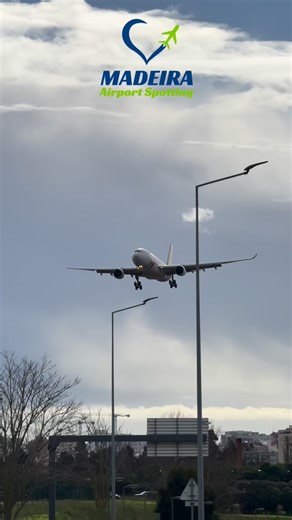TAP Air Portugal Airbus A330-200 landing at Lisbon Airport ✈️ #lisbon #airport #landing | Madeira Airport Spotting