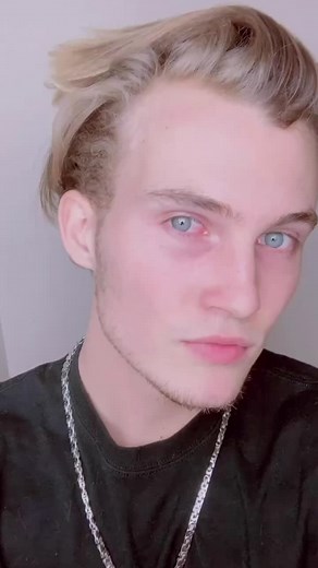 Scruff vs Clean Shaven: Which Look Should You Go For?