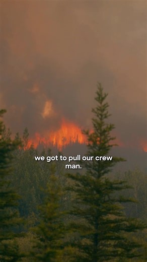 As the Yukon becomes engulfed in flames, Parker is feeling the heat... LITERALLY 😬🔥 Don't miss a new #GoldRush tomorrow at 8P on Discovery. #Yukon #wildfire #goldmining