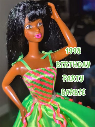 Unboxing the 1998 Birthday Party Barbie 🎉