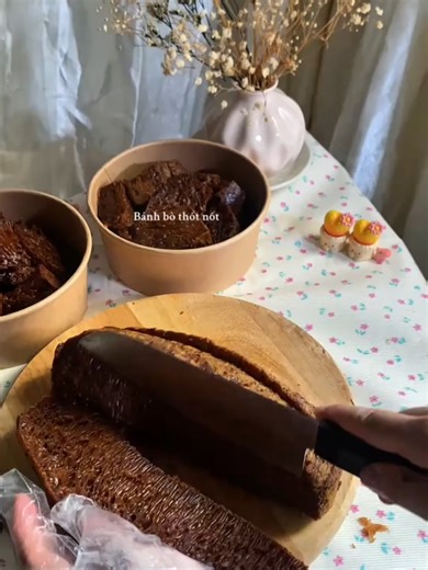 Banh Bo Nuong: Mastering Vietnamese Honeycomb Cake