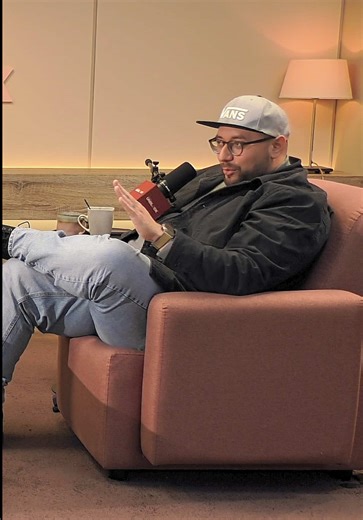 Σεισμό, φουρτούνα ή κατσαρίδα; Τι φοβάται ο Κώστας Μαλιάτσης; 😂 👉🏼Μπες στο κανάλι μας στο YouTube, UnblockPodcast & δες το επεισόδιο! @Elina Papila @Kostas Maliatsis #UnblockPodcast #Unblock #Podcast #ElinaPapila