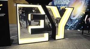 Last month, EY sponsored Big Data Belfast, one of Northern Ireland's largest Technology Conferences. This event brings together a community of tech enthusiasts who want to learn more about AI and Big Data tech. Our guest speakers, Gareth and Marianna, discussed the practical application of AI for businesses, and whether it's a revolution or an evolution. Find out more about EY careers in Northern Ireland: ey.com/ni/careers #EYTechCareers #EYNI #YoursToBuild | EY Careers