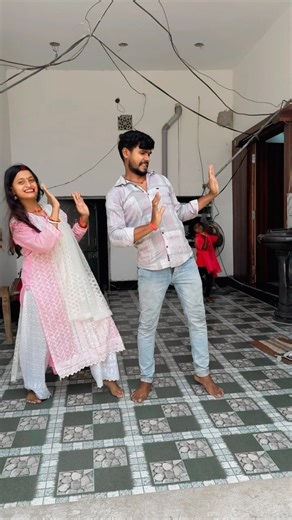 Pichhe to Dekho ❤️😜 #reels #punjabi #song #dance #dancersanatan #vlogs | Sanatan Kumar Mahato