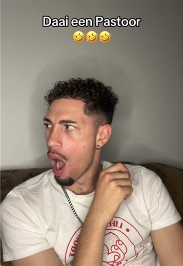 Pastoor Liam's Grappige Momenten