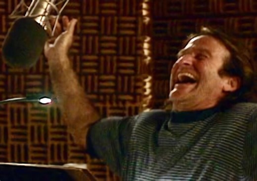 Relive Robin Williams heartwarming behind-the-scenes footage of ‘Aladdin’ from 1992