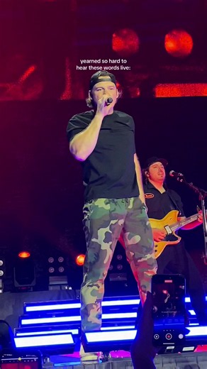 Morgan Wallen Still the Problem live Soldier Field reaction
