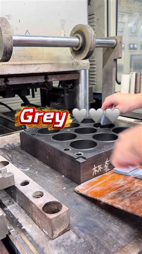 Silicone sleeves make!🤩🤩🩶🩶🩶🔥🔥🔥🔥🔥#siliconemanufacturer #factorysourcing #siliconemold #siliconedesign #OEM