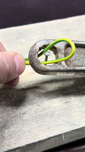 Simple workshop tool hack process for everyday repairs #diy #workshop