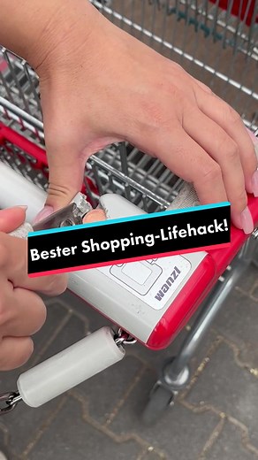 Man kennt es: keine passende Münze - kein Einkaufswagen 😭 Damit ist jetzt Schluss! 🤩 #genialetricks #tippsundtricks #einkaufswagen #einkaufswagenchip #einkaufswagenlöser #einkaufswagencontent #einkaufswagenchips #einkaufswägeli #trick #tipp #clever #lifechanger #relax #unterhaltung #gamechanger #gewusstwie #einkaufswagenhack #einkaufen #grosseinkauf #wocheneinkauf #discounter #supermarkt #hackyourlife #lifehack #lifehacks #lifehackvideo #lifehacksde #lifehacker