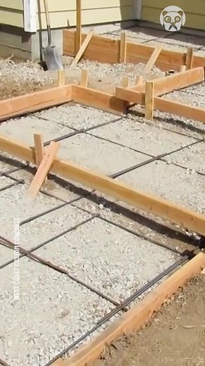 Resurfacing an Entryway with decorative concrete overlay Partner: West Coast Custom Concrete IG: https://www.instagram.com/westcoastcustomconcrete/ FB: https://www.facebook.com/westcoastcustomconcrete.net/ YT: https://www.youtube.com/channel/UCnTT7ZO6gjETuMKw_qIGqUA | Hungry Panda