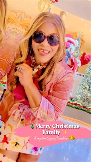 Christmas Magic @MGM National Harbor ✨✨DMV Family — Come Experience Christmas Magic at MGM!✨DMV family, if you’re looking for the perfect festive outing this season… 🎄✨Bring your loved ones and come experience this breathtaking Christmas installation at MGM National Harbor! 🎁💫The lights, the joy, the beauty — it’s a whole winter wonderland waiting for you. ❄️❤️Capture memories, take photos, and soak in the holiday magic with your family. 📸✨Save this post so you don’t forget… and share it wit