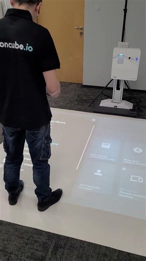 Easy setup and 5 sec calibration #interactivesoftware #interactivefloor