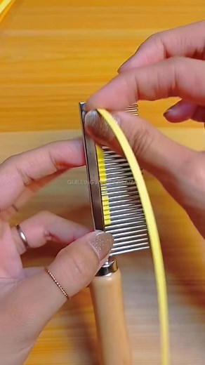 Delicate petals crafted with precision 🌸✨ Using a quilling comb to shape each loop into blooming beauty. #DIYPaperFlowers #HandmadeArt #QuillingArt #CreativeCrafts #papercraft | Quilling Art by Glaiza