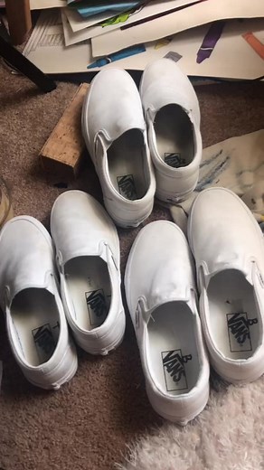 Shoes in progress boiiisssss 🤪#astroworld #foryoupage #paint #art #foryou #skatelikethis #BeautyIs