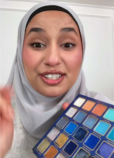 Create Your Own Graphic Liner at Home Easily