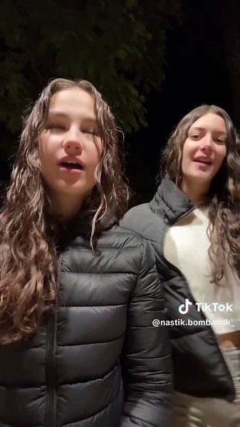 La palabra favorita de sara es en plan #factos #tios #consejos