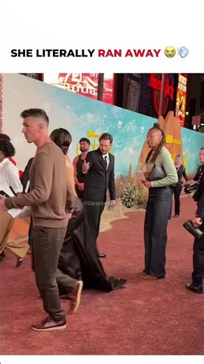 Zendaya didn’t want to take a photo with him #zendaya