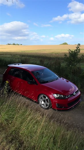 Explore the New VW Golf GTD Features