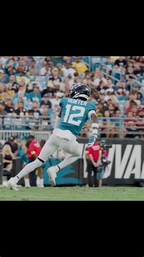 Travis Hunter really listens to NOTHING 😭