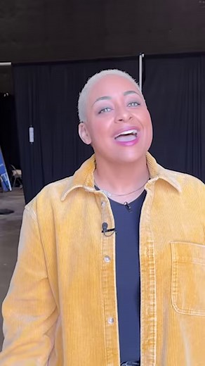 Head to our Facebook page for the FULL EPISODE! Raven-Symoné is BACK to share another one of her FAVORITE episodes from season 4 of #25WordsorLess! In this episode, Raven takes a BIG RISK... but will it pay off for her and her team? 🫣 Watch the full episode to find out! ⁠ 😎 This summer, the 25 Words or Less celebs you know and love are counting down their FAVORITE episodes from season FOUR! 🤩 Which contestants stood out to them to most? Who are the best celebs to compete against? And which hi