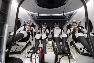 After Toilet Leak and Bad Weather, SpaceX Brings 4 ISS Astronauts Back to Earth