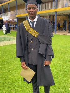 Graduation Outfit Ideas: Academic Chic & Celebration Vibes