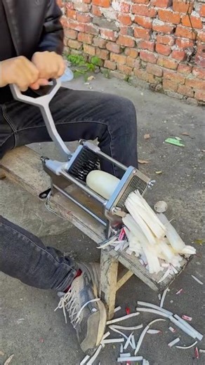 Creative And Unique Ways To Use A Knife #satisfyling ‪@MNnhattech‬