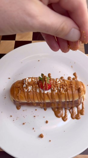 Fully loaded biscoff brioche hot dog 😮 #easydessertideas | Adrian Ghervan