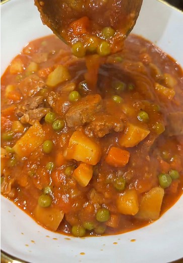 Slow Cooked Beef Stew Recipe - Taste of Home