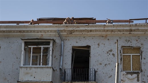 Ukraine faces a new test as Russia steps up its drive to seize Donetsk’s fortress belt