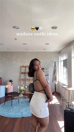 Even a midsize girly can pull this backless top 😎 #fypシ #fyp #midsizefashion #midsizeoutfitideas #backlesstop
