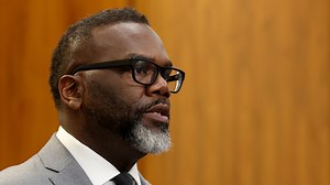 Chicago City Council narrowly approves 2025 budget in dramatic vote