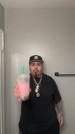 First time eating chipotle!!! Sooo good 😩 #edgar💰 | chipotle