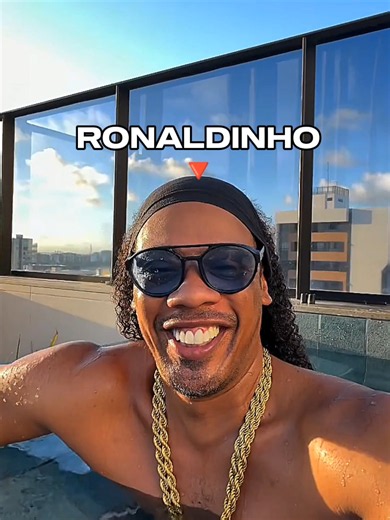 Ronaldinho Prime: Greatest Moments and Skills
