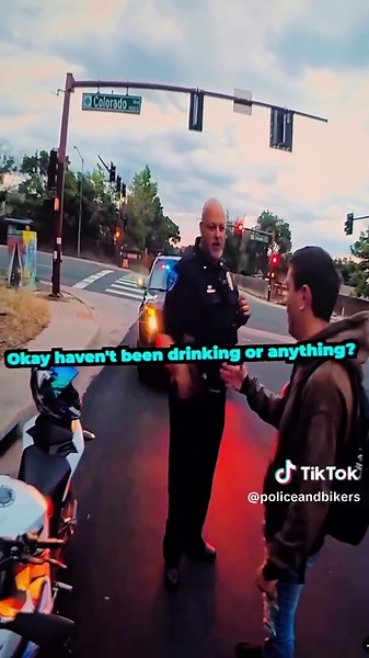 you can tell that cop also rides #copvsbiker #motovlogs #fyppppppppppppp #policeoftiktok #cops