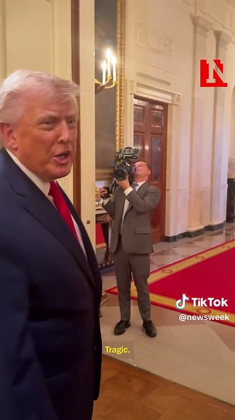 #Newsweek’s White House Reporter @Leonardo Feldman asked President #DonaldTrump what his message was to the Jewish community with regard to the shooting that happened at a synagogue in #Michigan today. “Tragic, tragic,” the president responded. #news