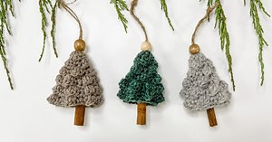 Cinnamon Bobble Tree Ornament free crochet pattern and video